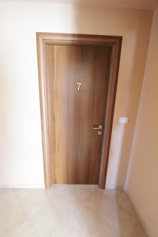 Guest house Villa Lion Zambratija