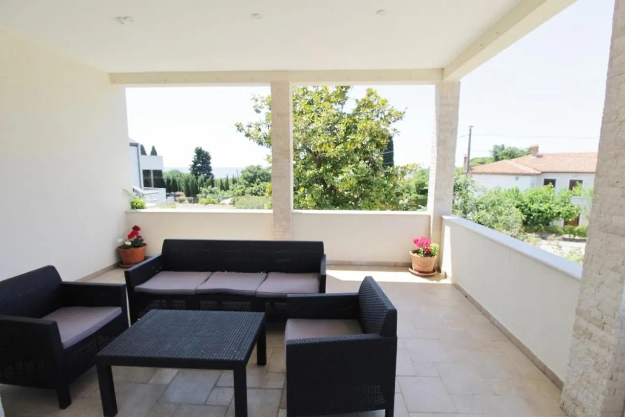 Villa Lion Zambratija Guest house Zambratija (Istria)